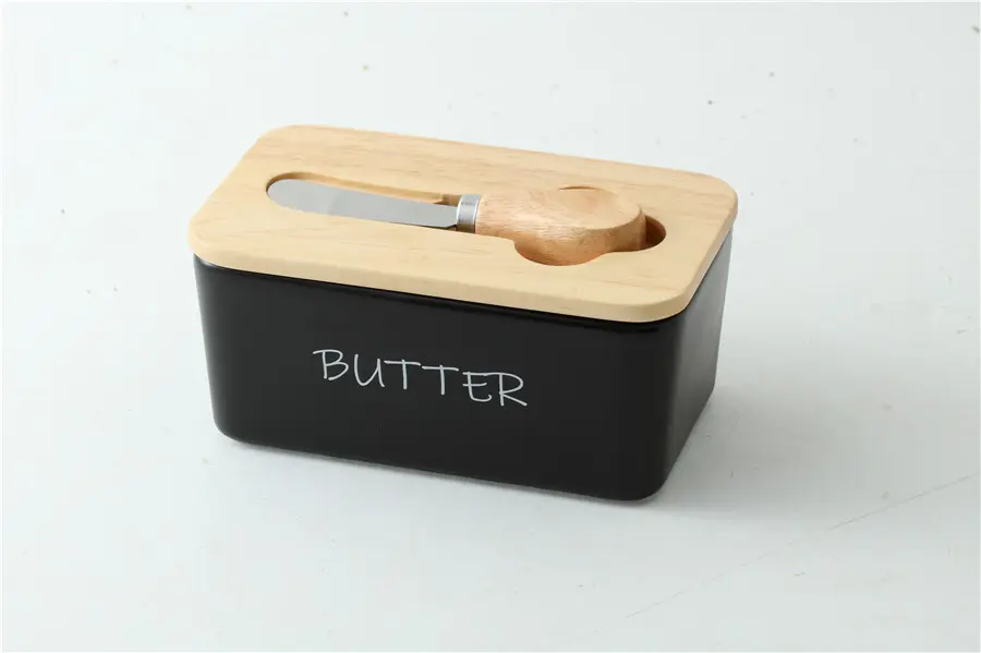 Butter jars with butter knife and bamboo lid